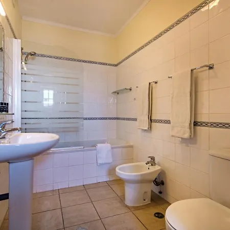 Villa Rebela By Algarve Holidays *