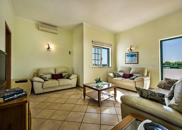 Villa Rebela By Algarve Holidays