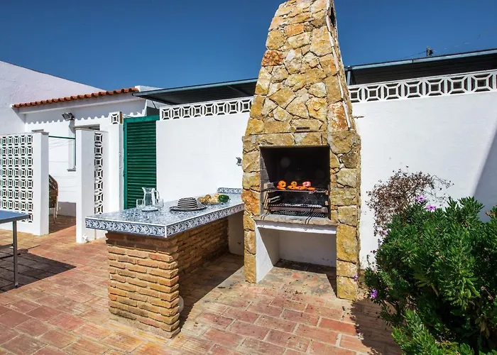 Villa Rebela By Algarve Holidays