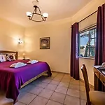 Rebela By Algarve Holidays Villa Gale (Albufeira)